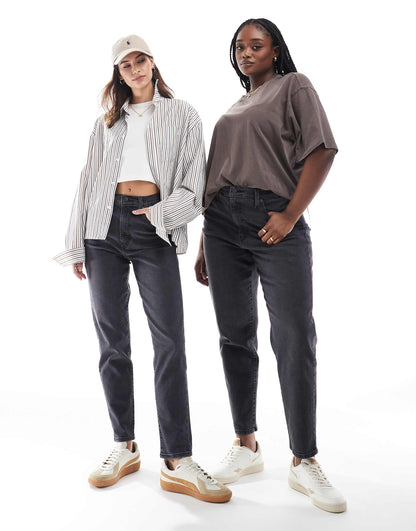 High Waisted Mom Jean