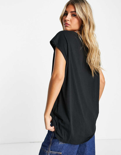 Scoop Neck T-Shirt