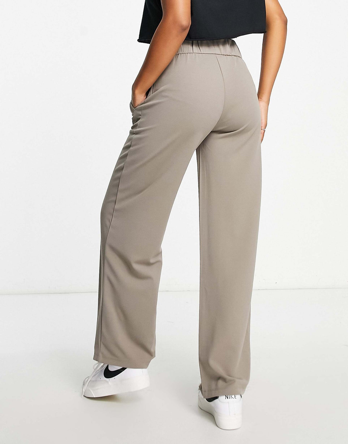 Wide Leg Tailored Trousers