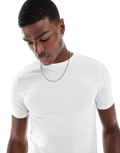Essential Muscle Fit T-Shirt