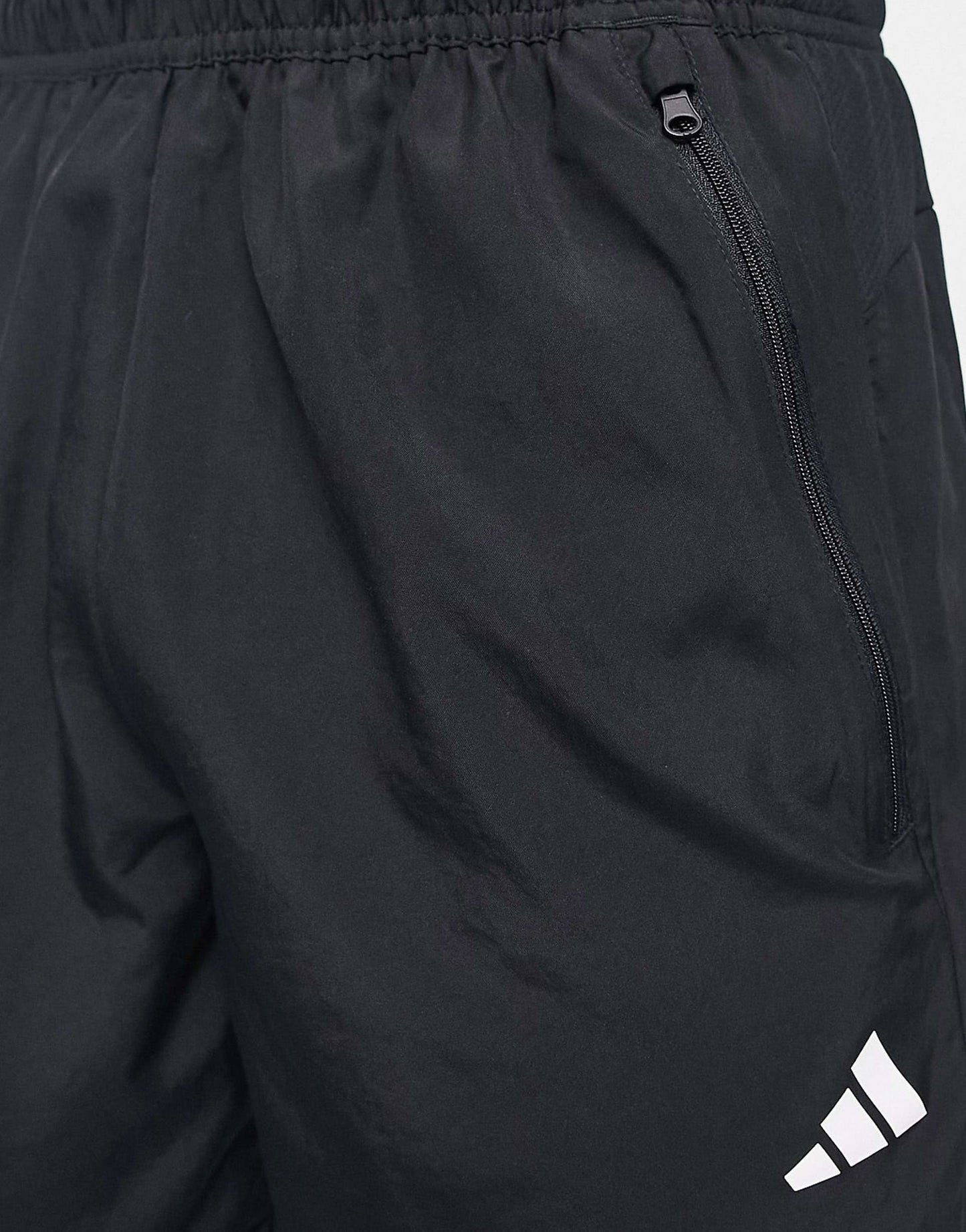 Training Train Essentials 7 Inch Woven Shorts