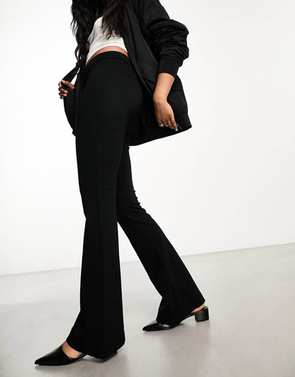 Kick Flare Trouser