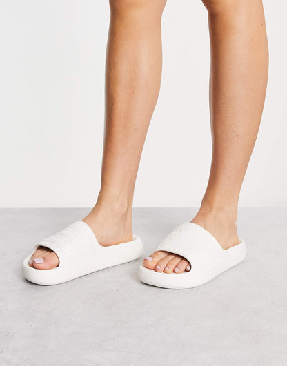 Adilette Ayoon Sliders