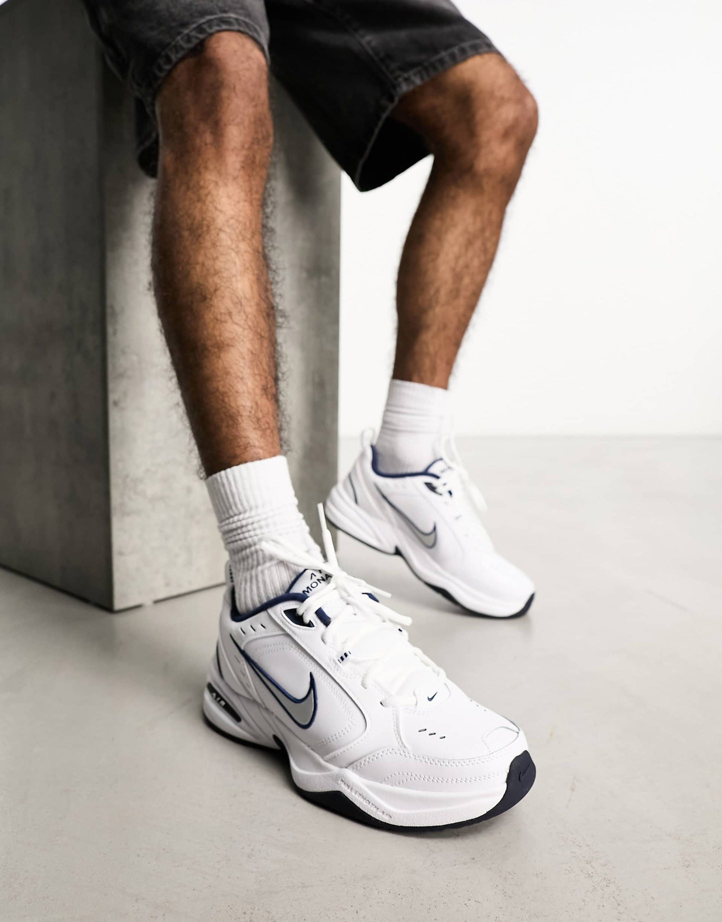 Training Air Monarch Iv Trainers