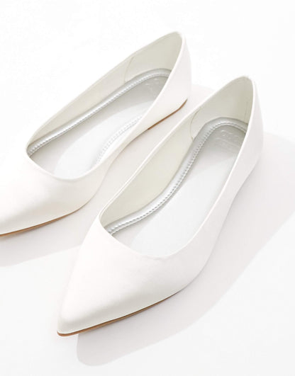 Lucky Pointed Ballet Flats