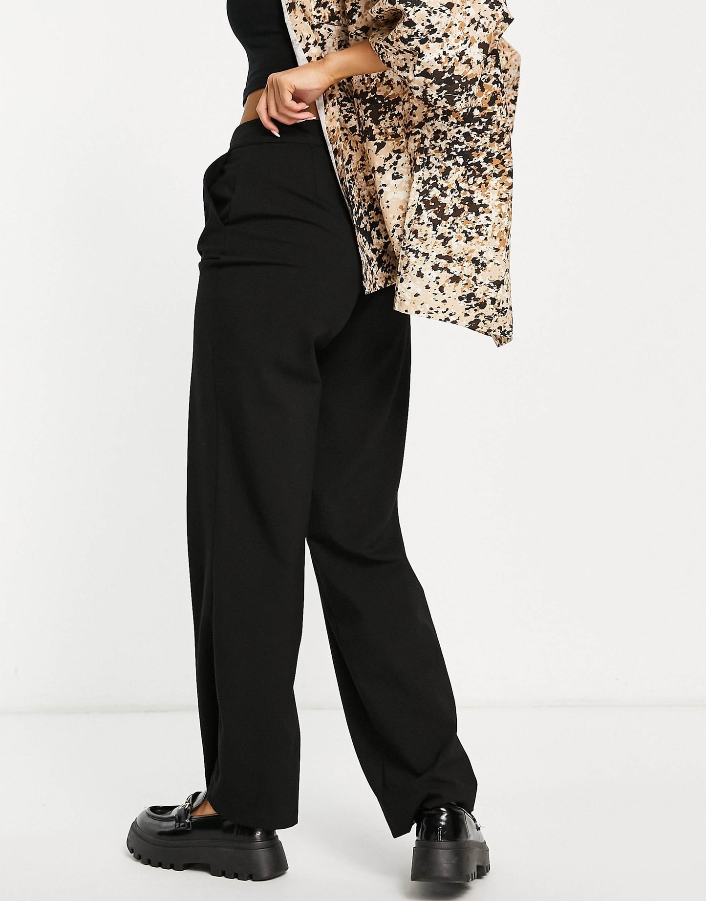 Mid Waist Loose Fitting Trousers