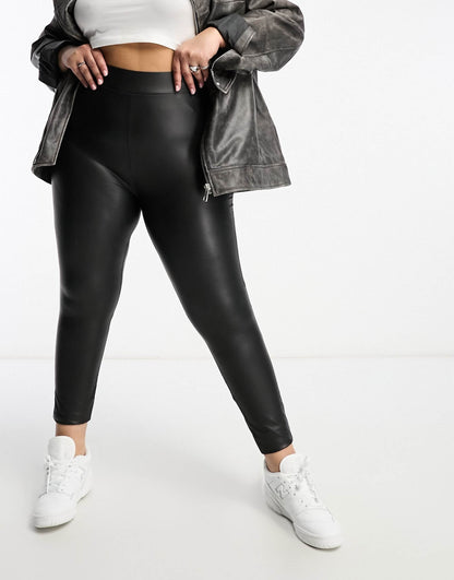 Curve Coated Legging