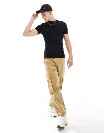 Muscle Fit T-Shirt