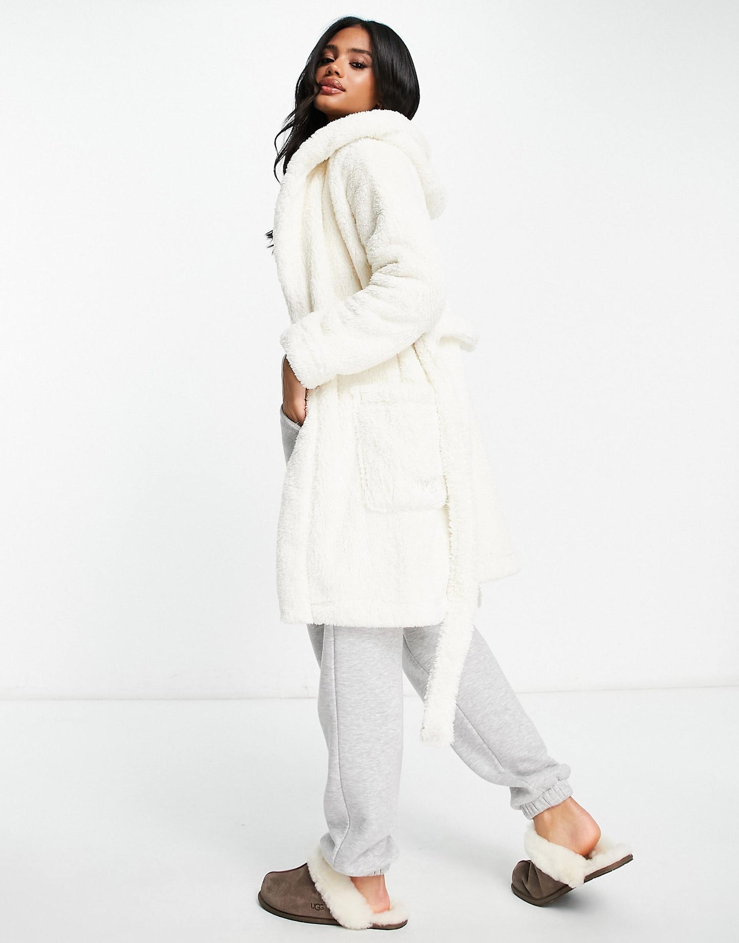 Aarti Cozy Robe
