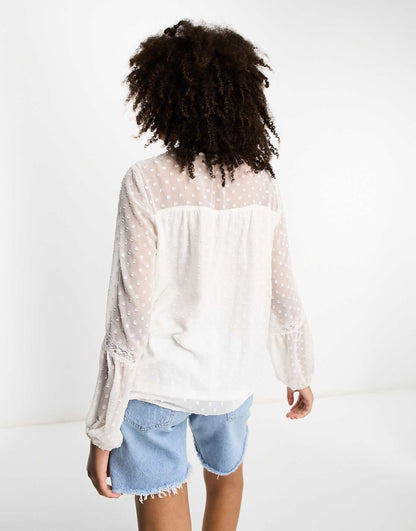 Dobby Sleeve Blouse