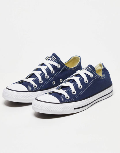 Chuck Taylor All Star Ox Trainers