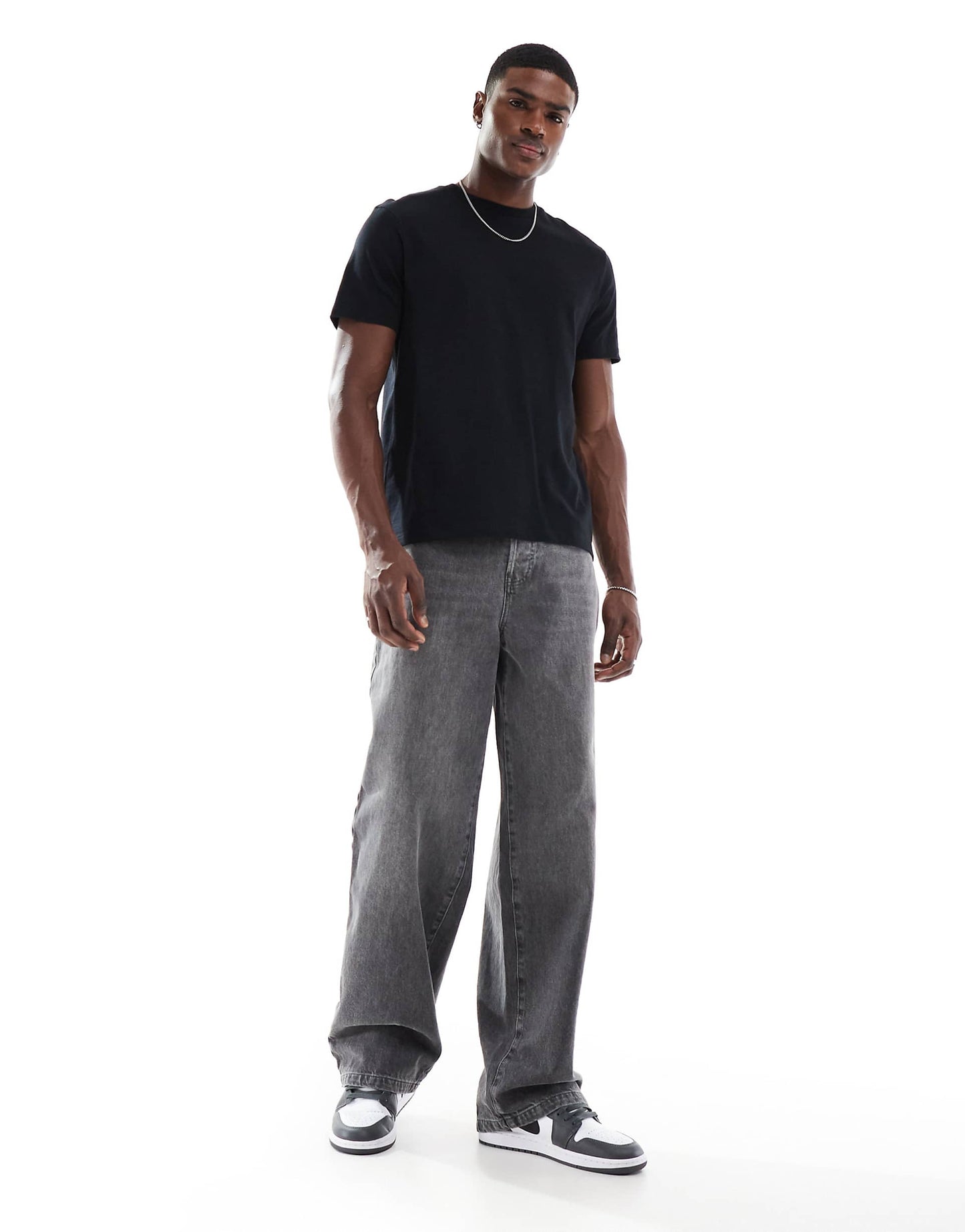 Essential Crew Neck T-Shirt