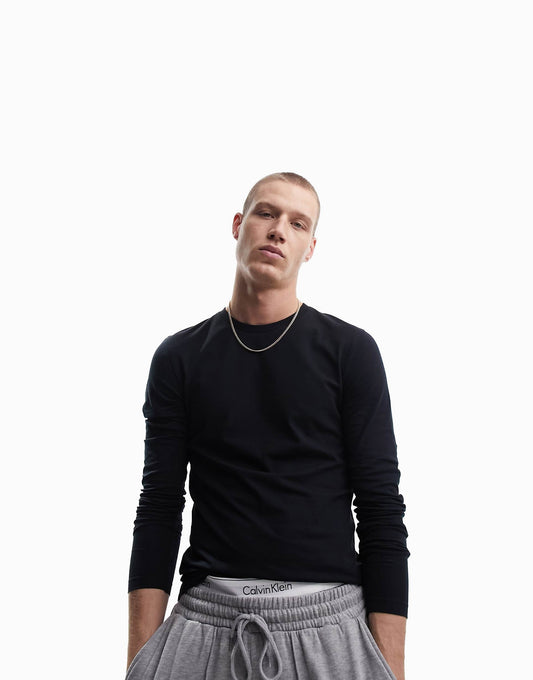 Essential Muscle Fit Long Sleeve  T-Shirt