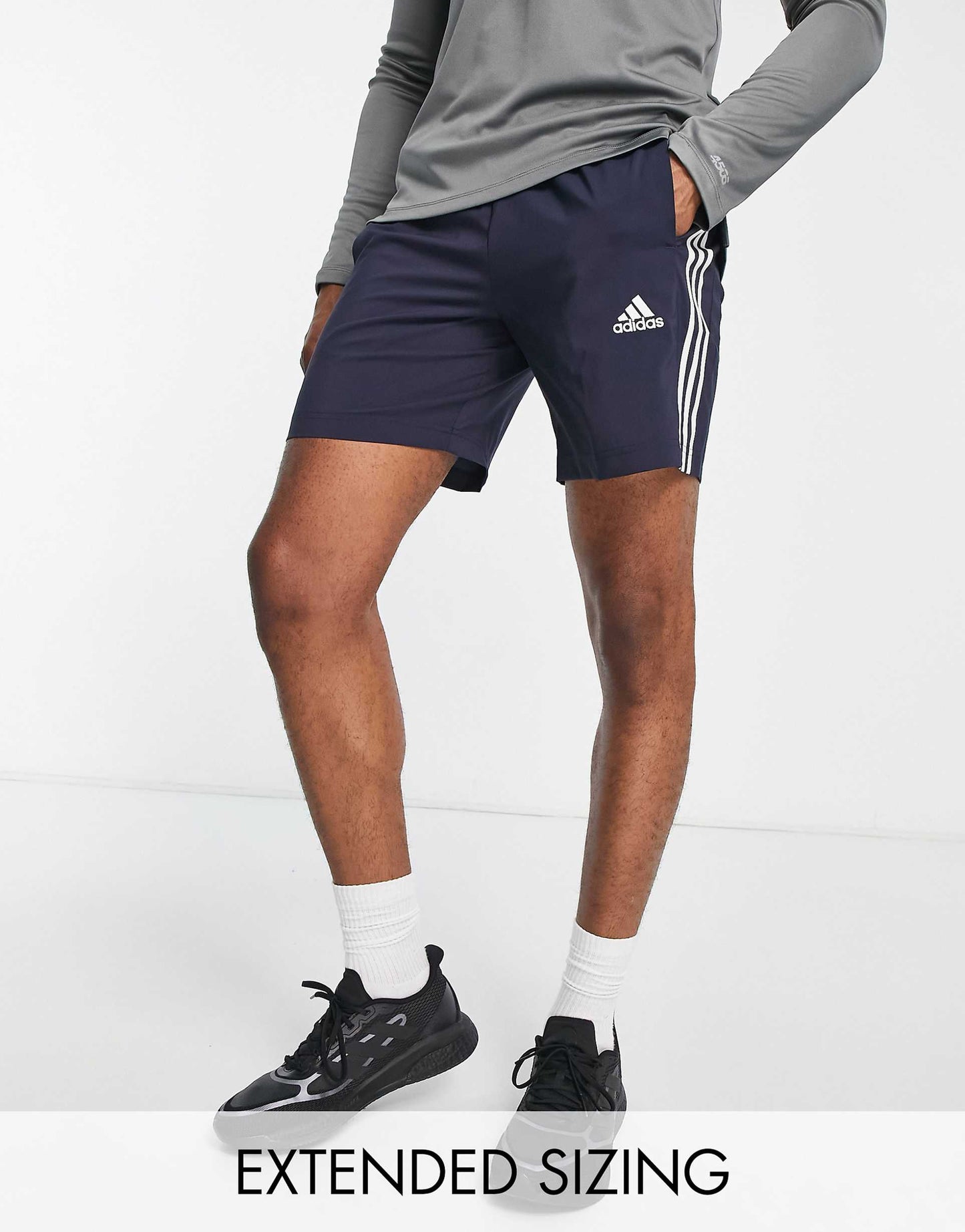 Sportswear Essentials 3 Stripes Shorts