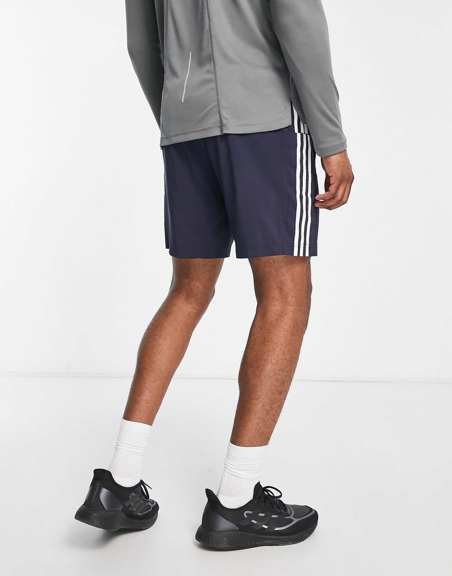 Sportswear Essentials 3 Stripes Shorts