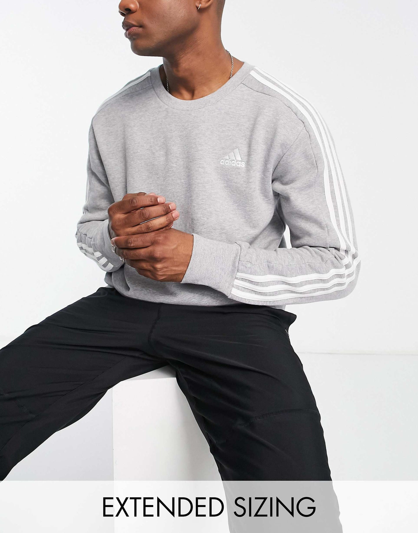 Sportswear Essentials 3 Stripes Sweatshirt