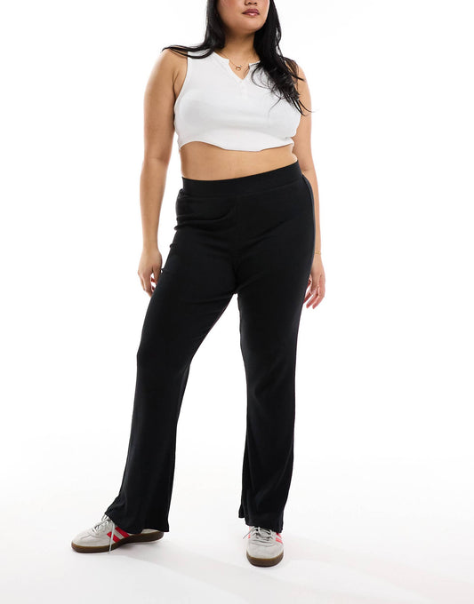 Curve Flare Trousers