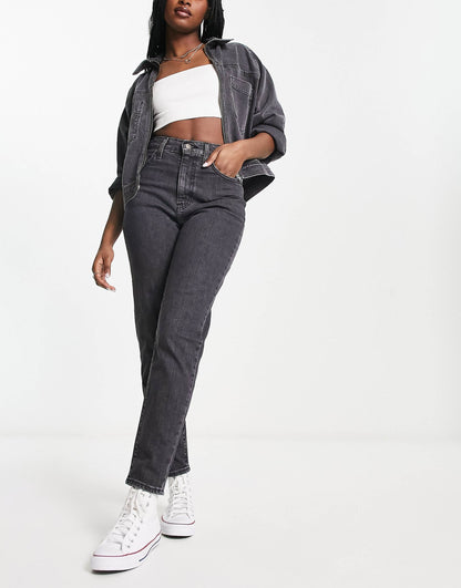 High Waisted Mom Jean