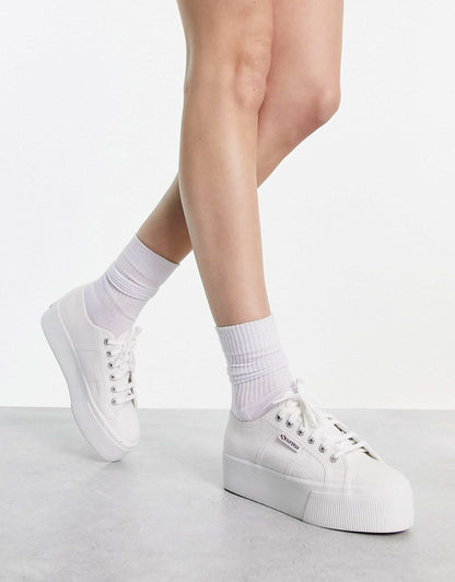 2790 Flatform Trainers In White