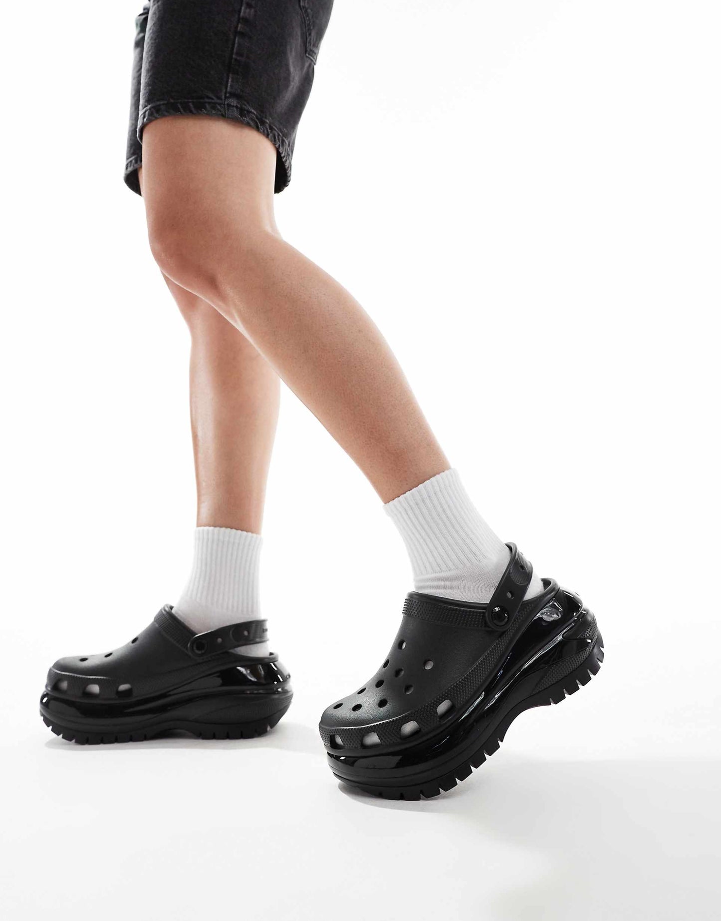 Mega Crush Clogs