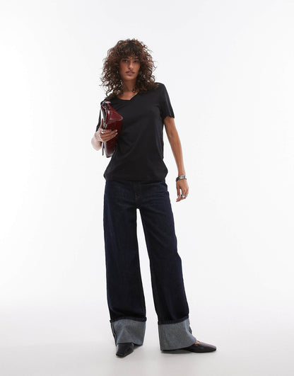 Femme V Neck T-Shirt With Short Sleeves