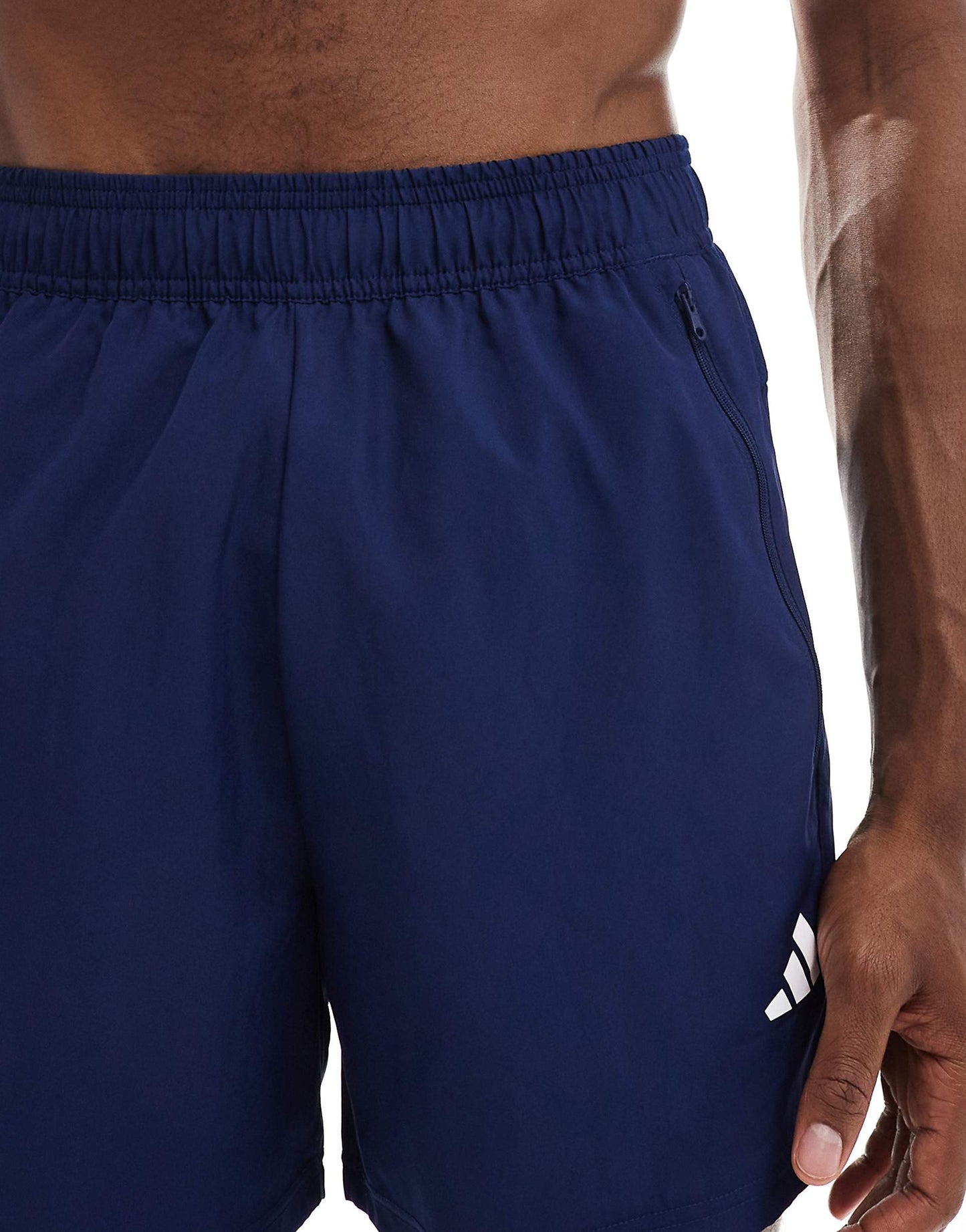 Training Essential 5 Inch Woven Shorts