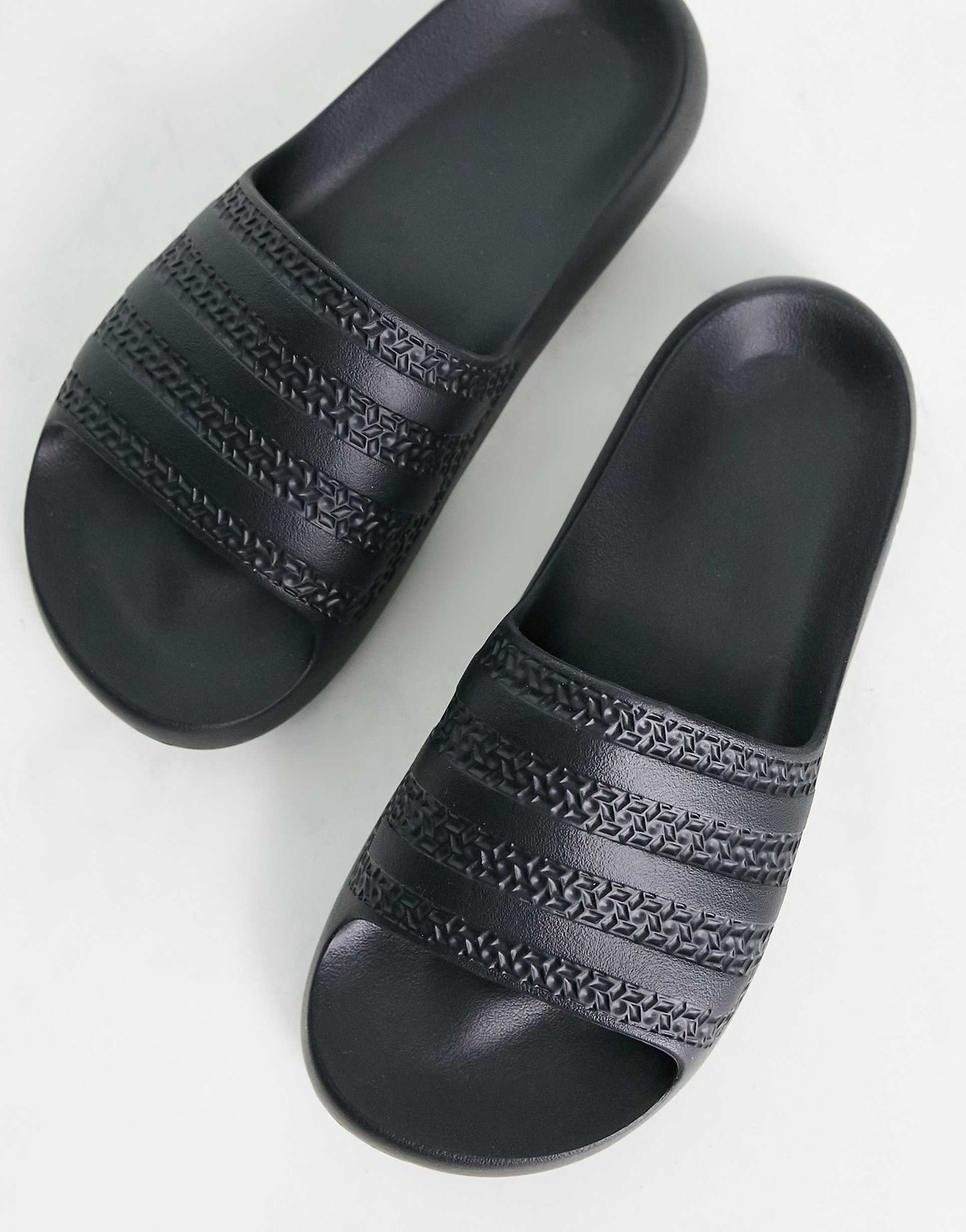 Adilette Ayoon Slides