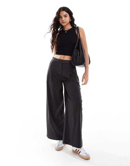 High Neck Seamless Ribbed Vest Top