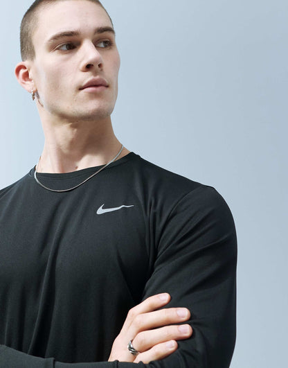 Running Miler Dri-Fit Longsleeve T-Shirt