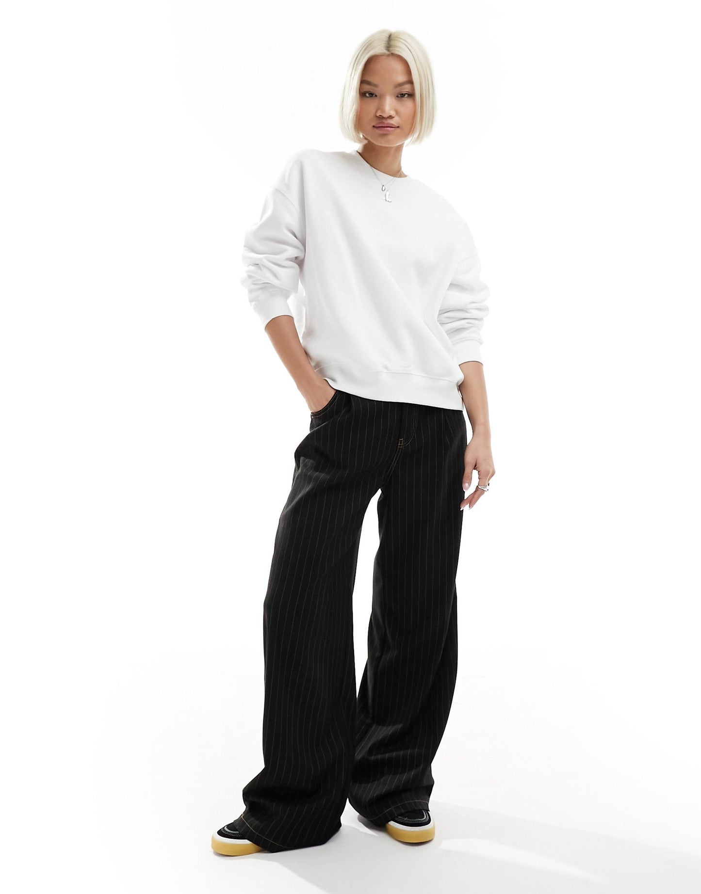 Essence Standard Sweatshirt