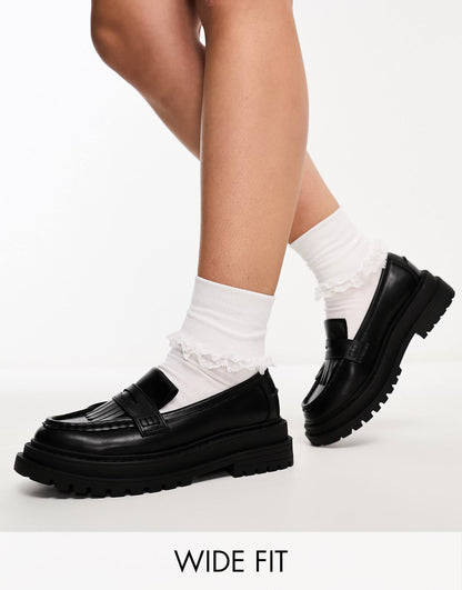 Wide Fit Majesty Chunky Fringe Loafer