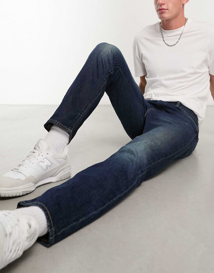 502 Tapered Fit Jeans