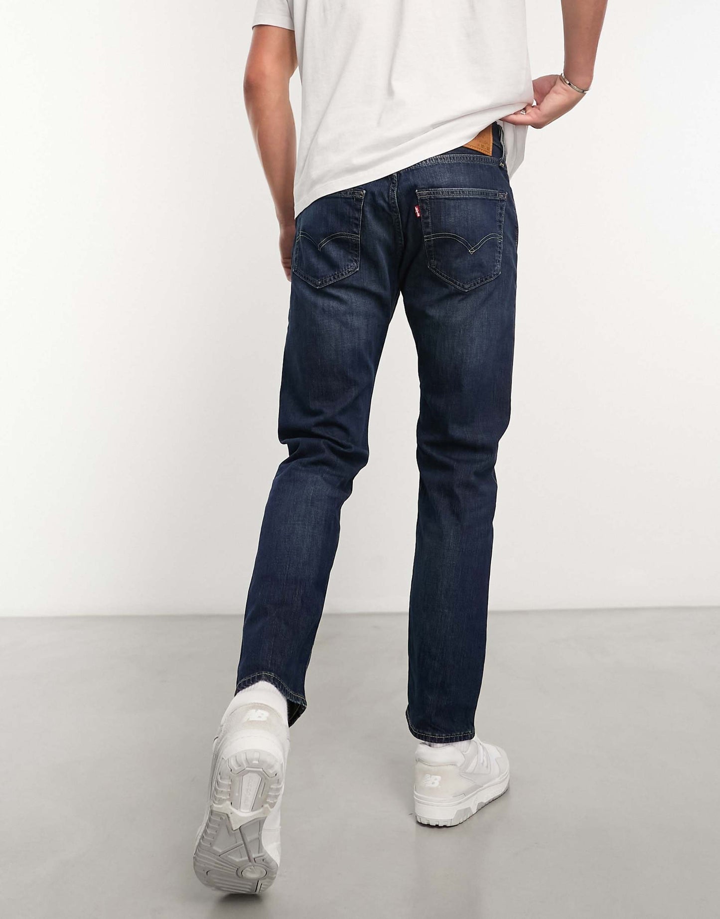 502 Tapered Fit Jeans