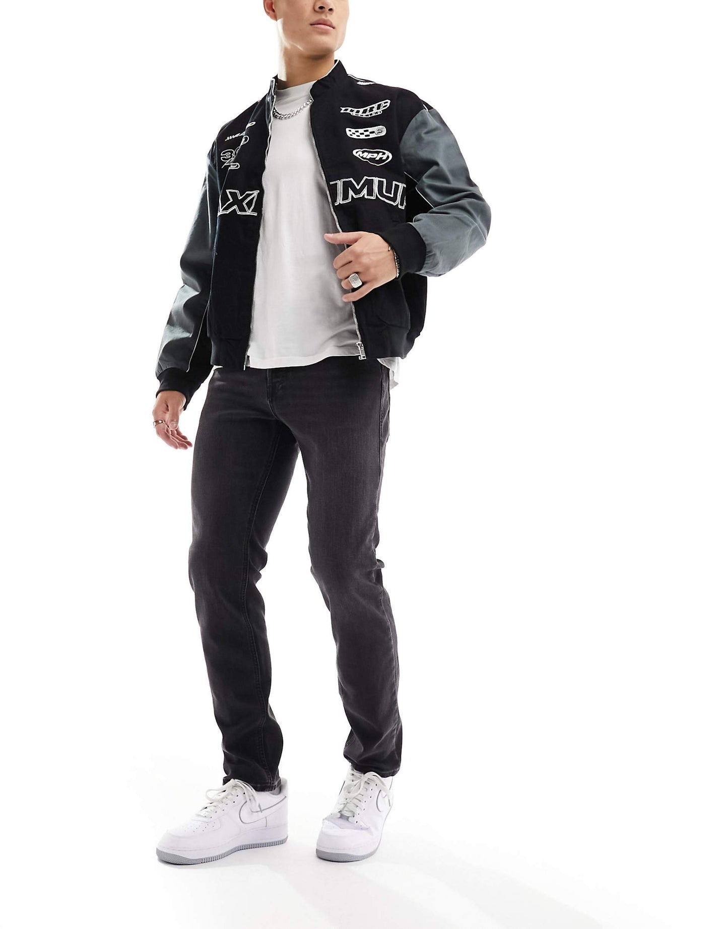 Essentials Mike Tapered Fit Jean