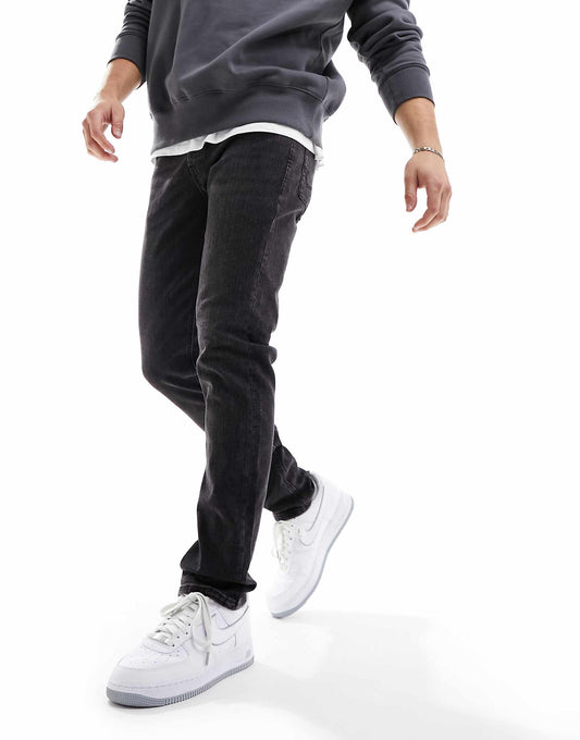 Essentials Glenn Slim Fit Jean