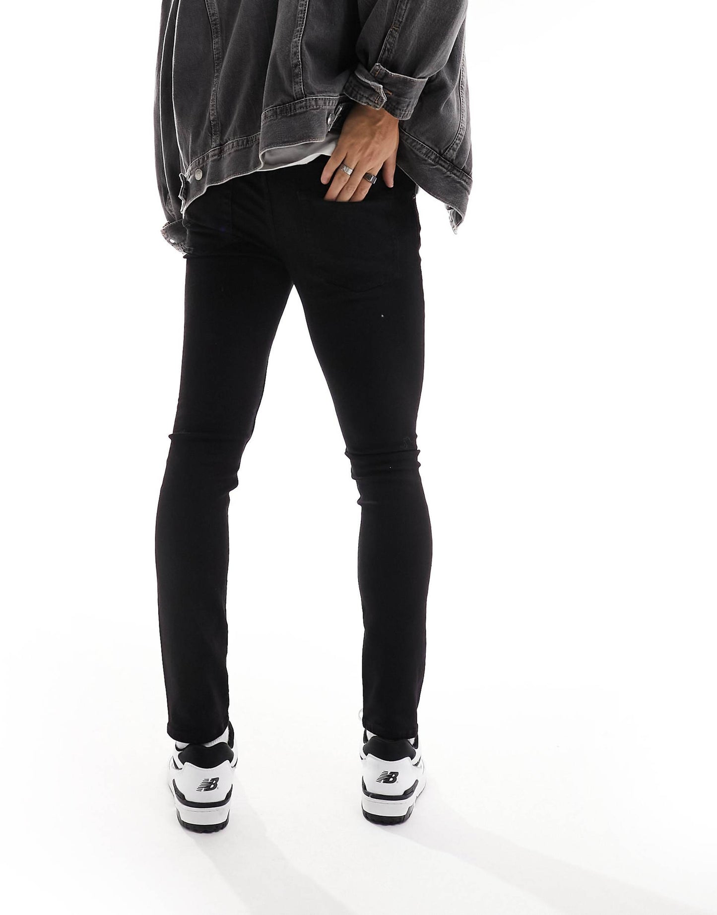 Essentials Liam Skinny Fit Jean