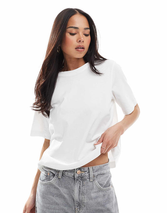 Essence Standard T-Shirt