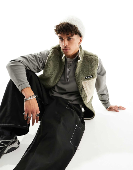 Mountainside Fleece Vest