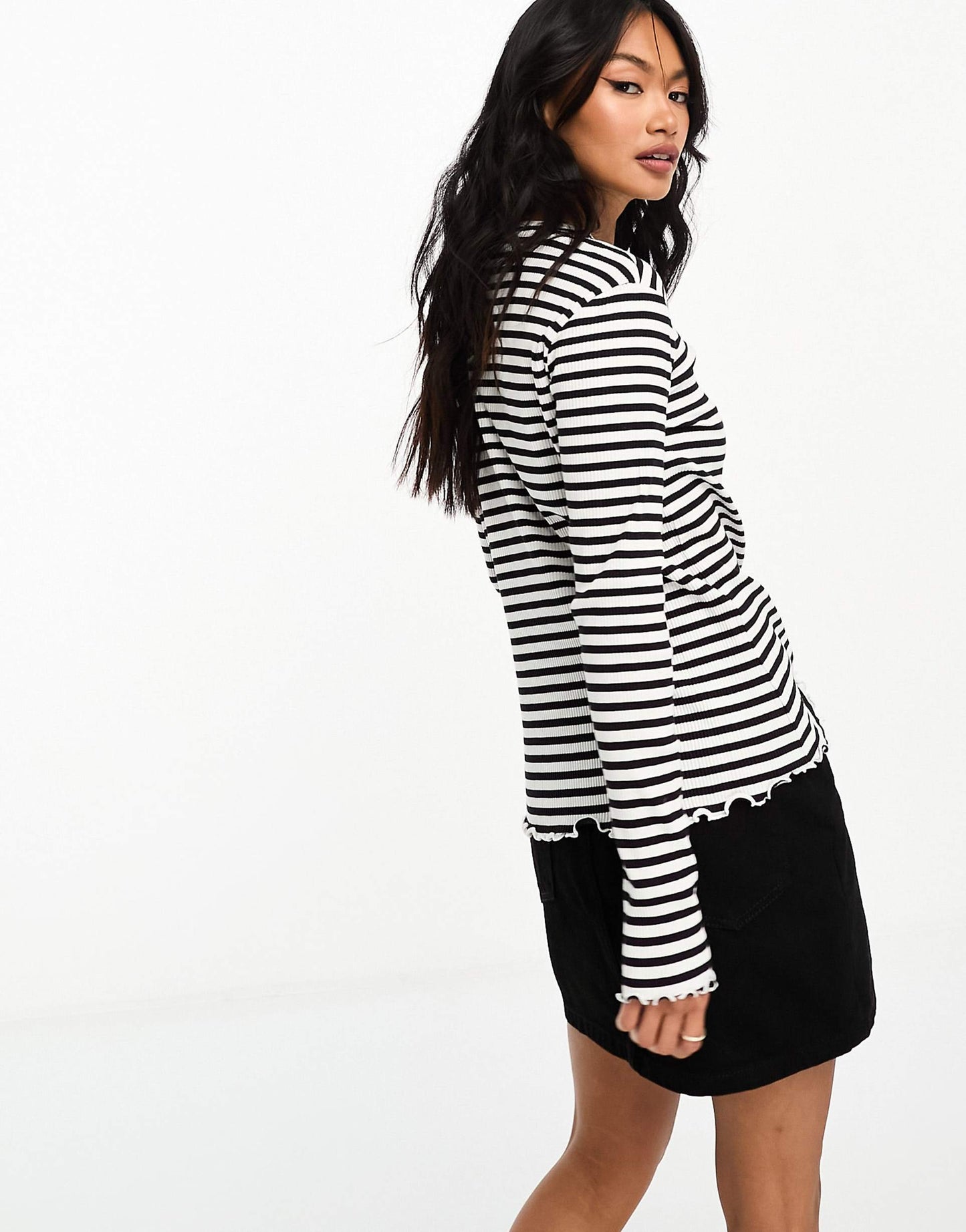 Lettuce Edge Long Sleeved Ribbed Top