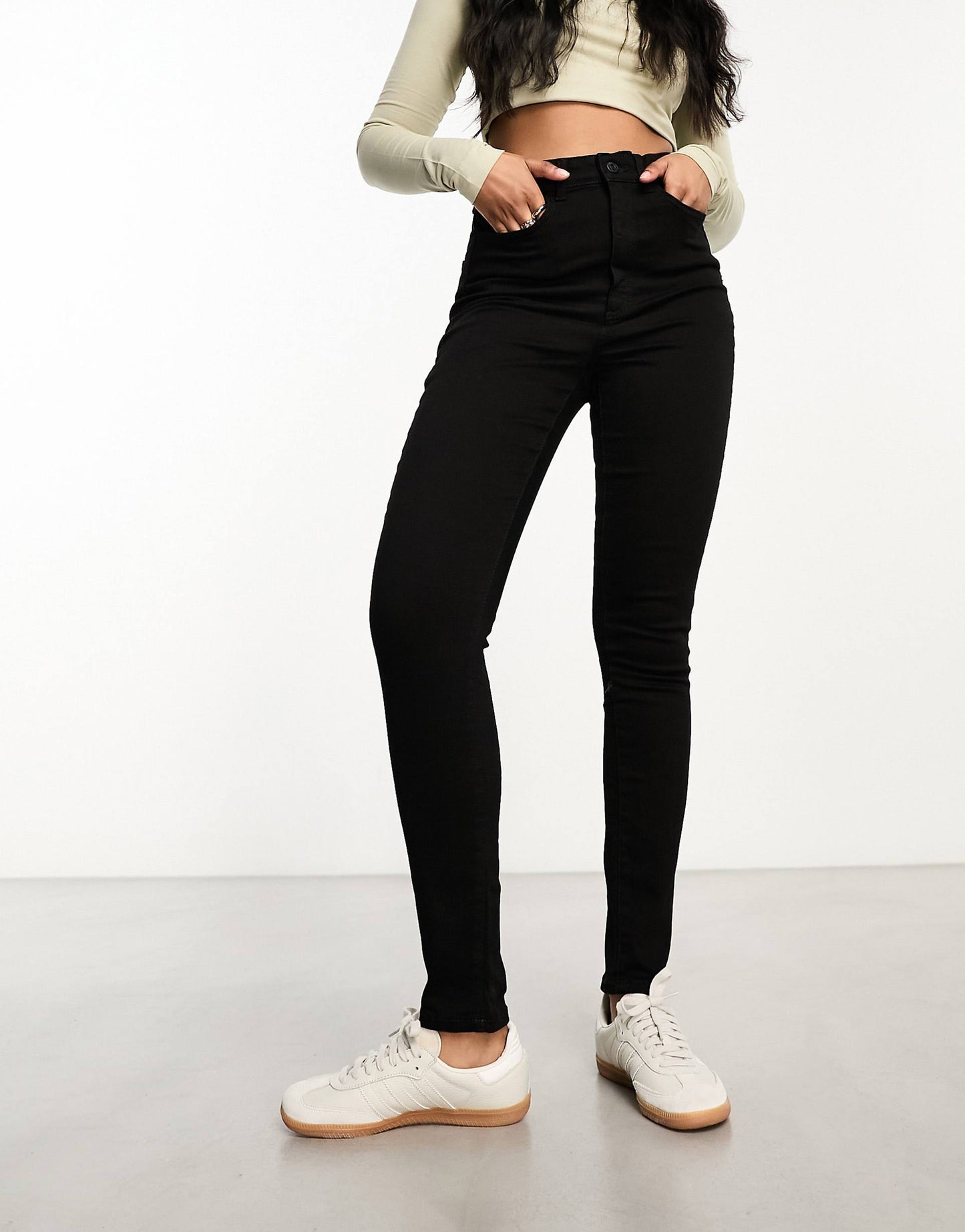 Super High Rise Skinny Jean