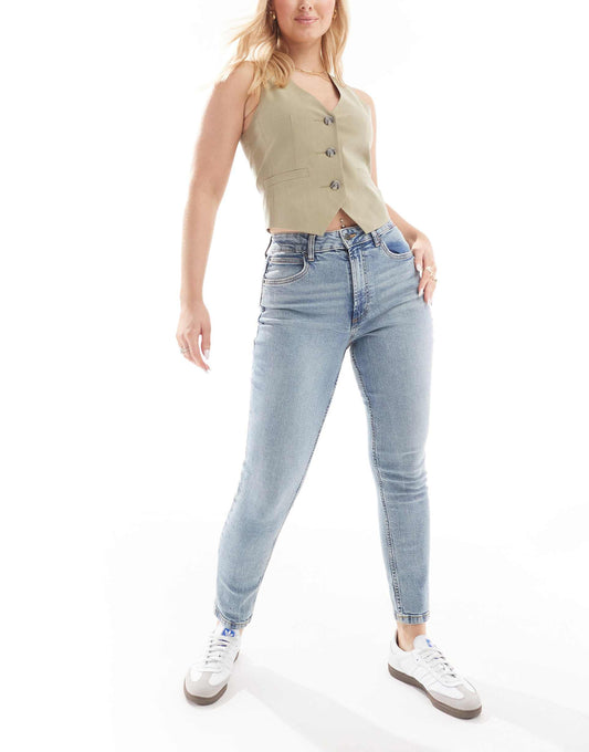 Hourglass Slim Fit Comfort Mom Jeans