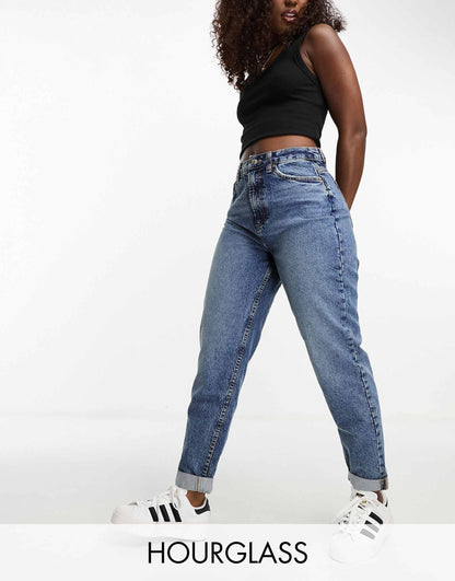 Hourglass High Rise Relaxed Mom Jeans