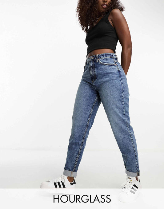 Hourglass High Rise Relaxed Mom Jeans