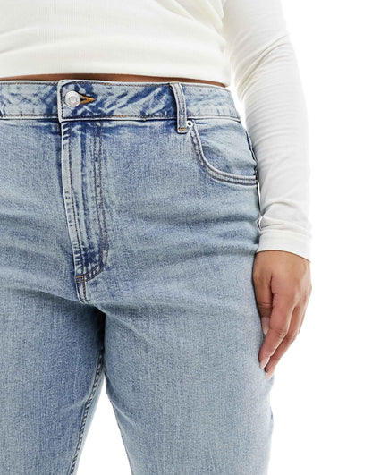 Curve Slim Fit Comfort Mom Jeans