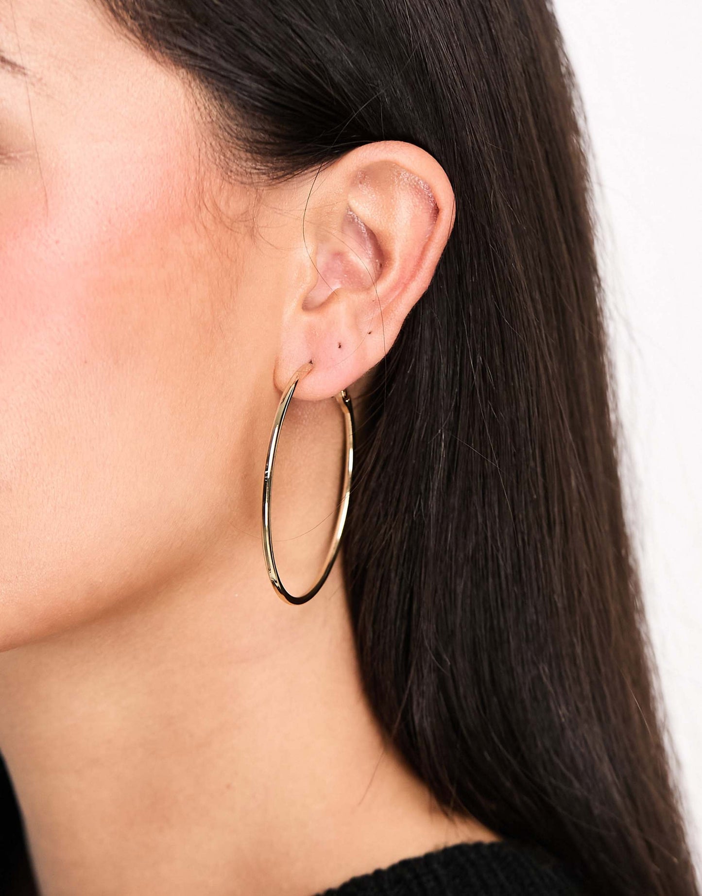 Medium Simple Hoop