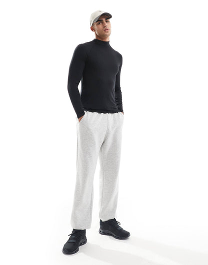 Training Long Sleeve Muscle Fit Base Layer With Mock Neck With Thermal Performance Fabric