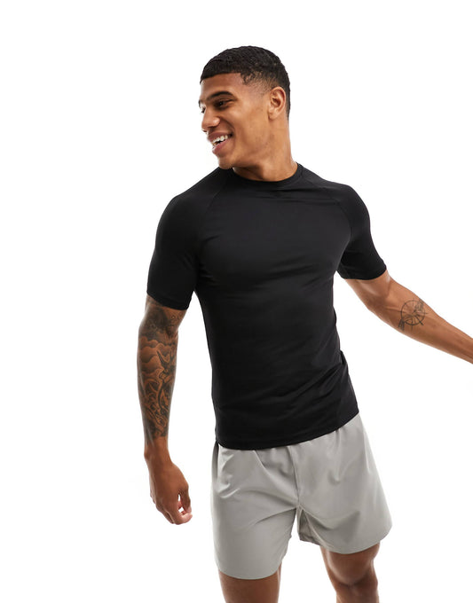 Icon Muscle Fit Training T-Shirt With Quick Dry
