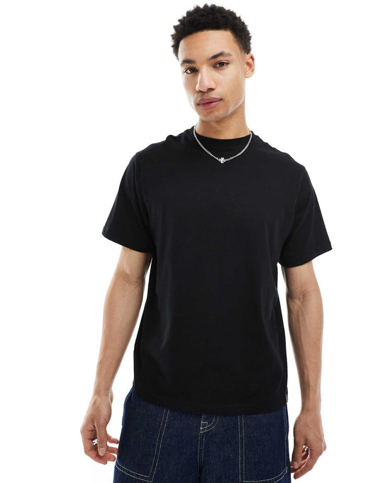 Basic T-Shirt