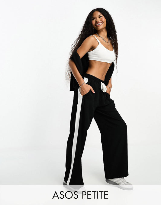 Petite Pull On Trouser With Contrast Panel