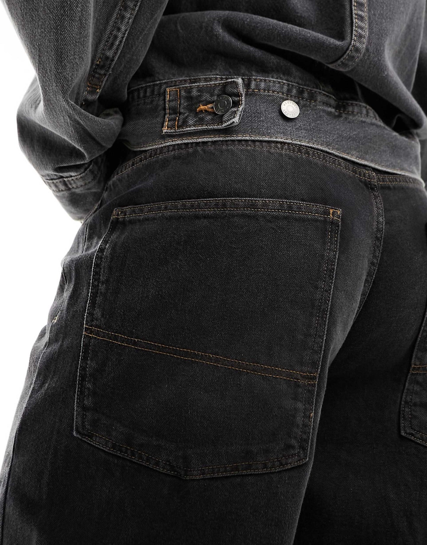 X003 Wide Leg Jeans